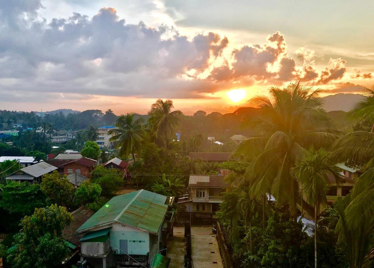 Regent Hotel Myeik Esterno foto